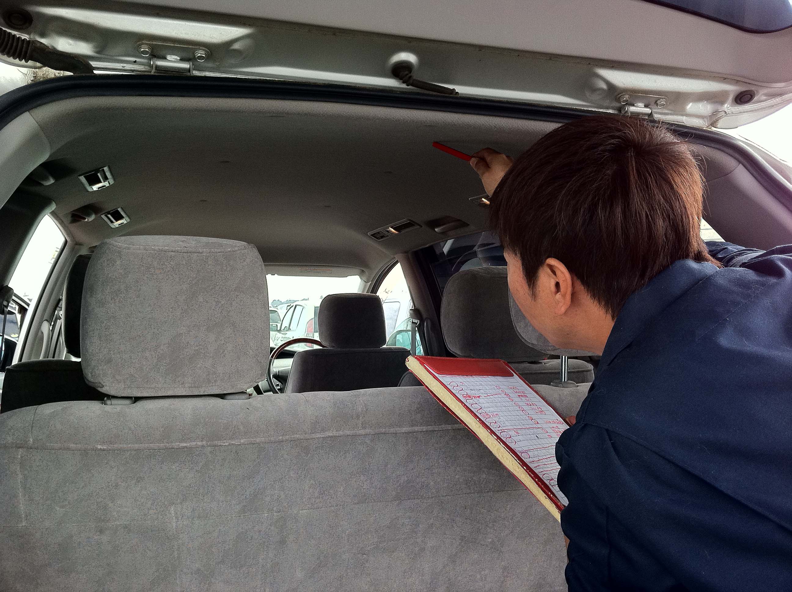 予算50万 100万以内の中古ミニバン探しで後悔しないために素人でも分かる簡単な中古車の見極め方 埼玉にある中古車屋のプロが教えるミニバン選択基準