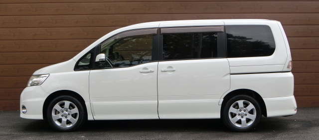 H21　セレナ　CC25　後期　ハイウェイスター　フロントバンパースポイラー　K6010-1GKXX 2025，大得価 売り切り DBA-CC25 セレナ ハイウェイスター HID 100