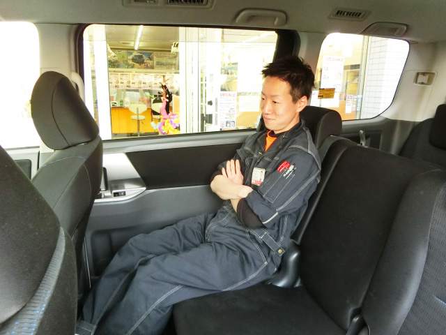 ヴォクシー2列目乗車