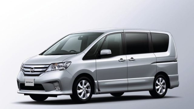 日産セレナ C26系 中古の購入を検討している人必見 安心して中古車を買うために知っておくこと 埼玉にある中古車屋のプロが教えるミニバン選択基準