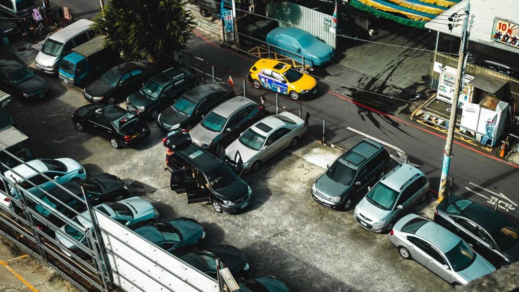 特に激安車を扱う店舗は試乗するべき